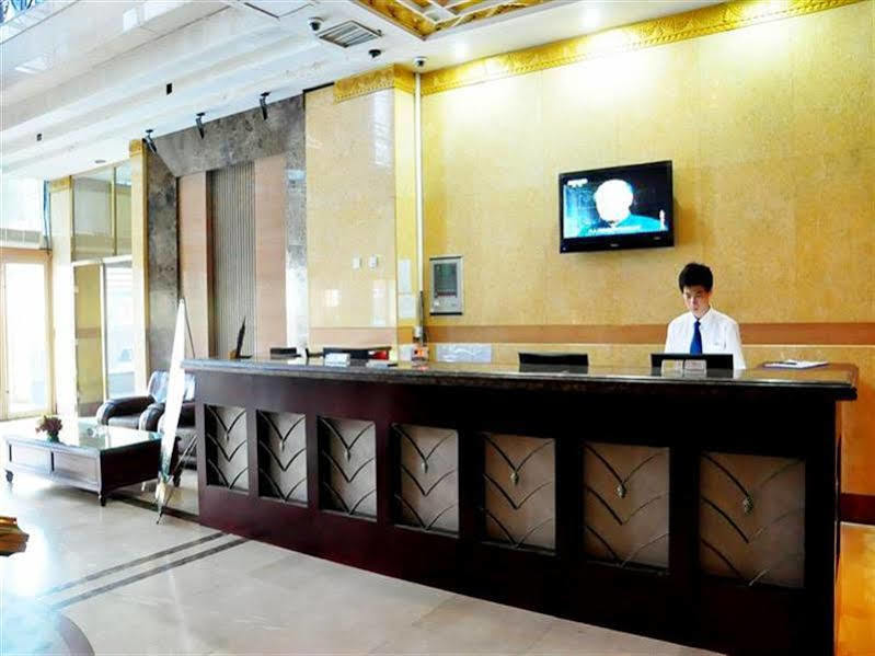 Greentree Inn Liaoning Dalian Railway Station South Plaza Tianjin Street Express Zewnętrze zdjęcie
